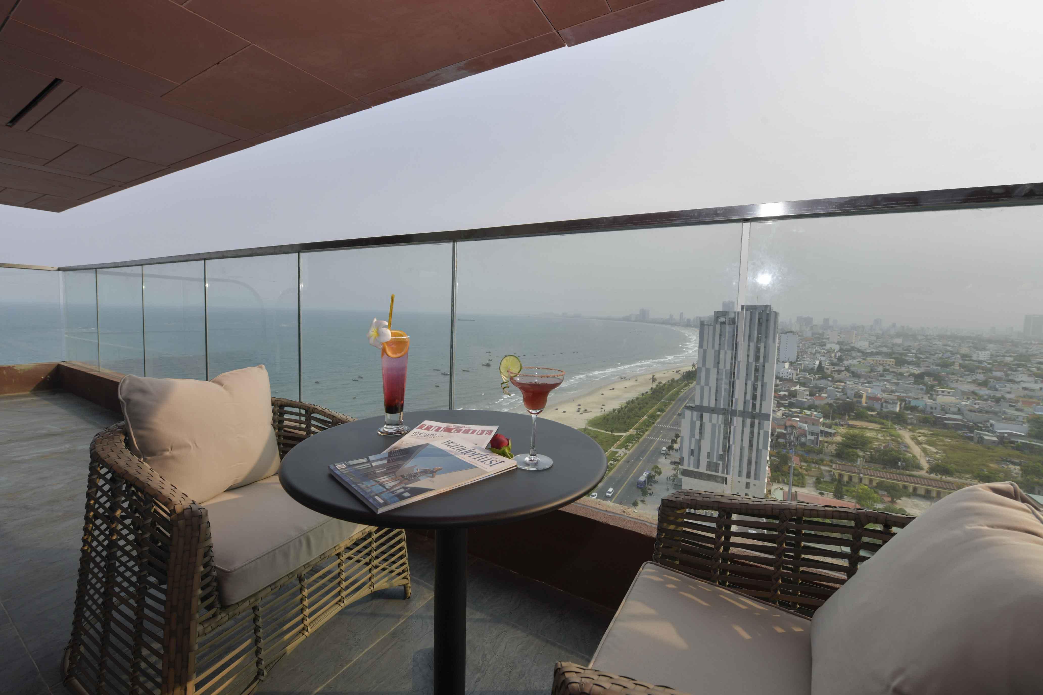 The Code Hotel & Spa Da Nang Exterior photo