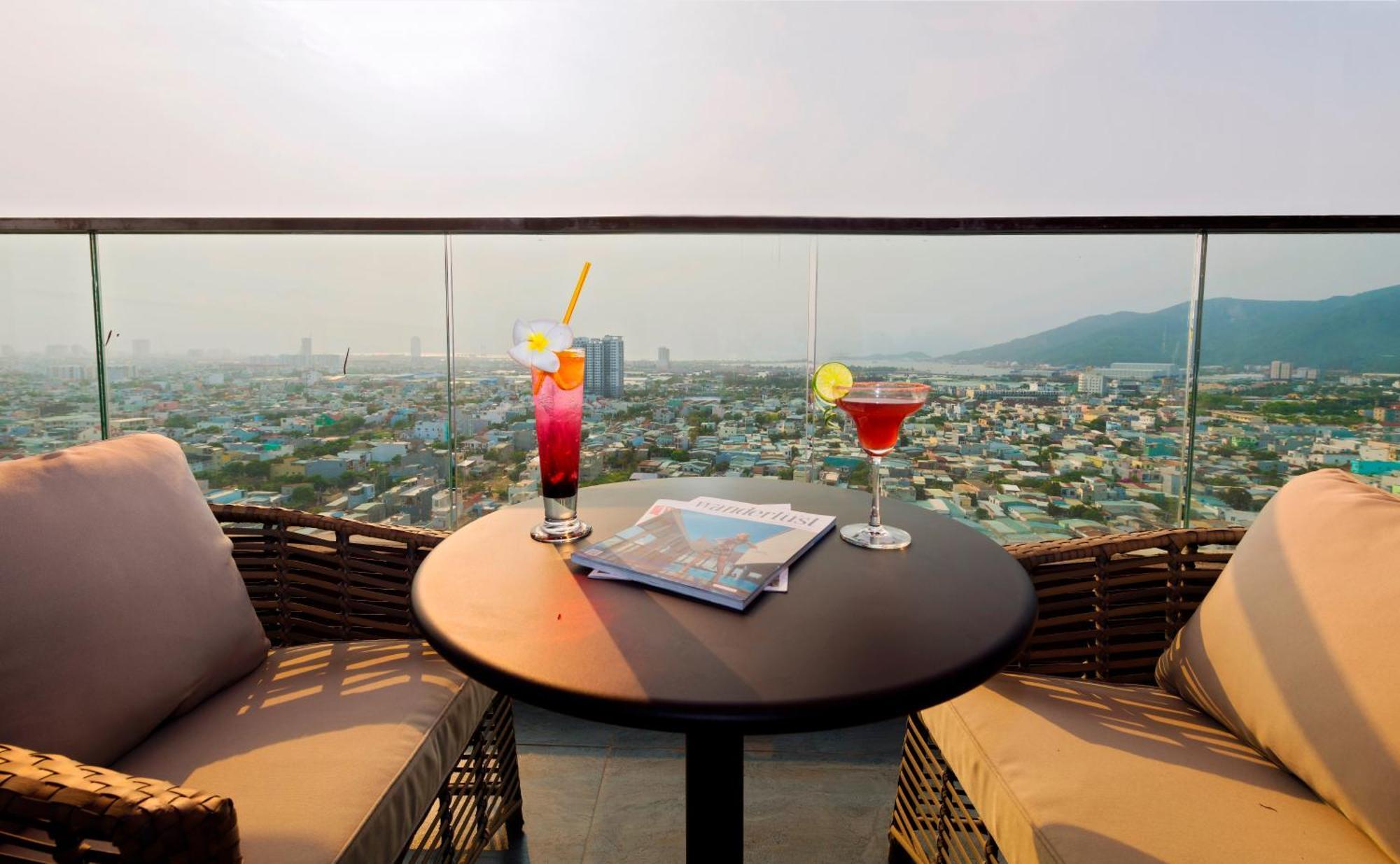 The Code Hotel & Spa Da Nang Exterior photo