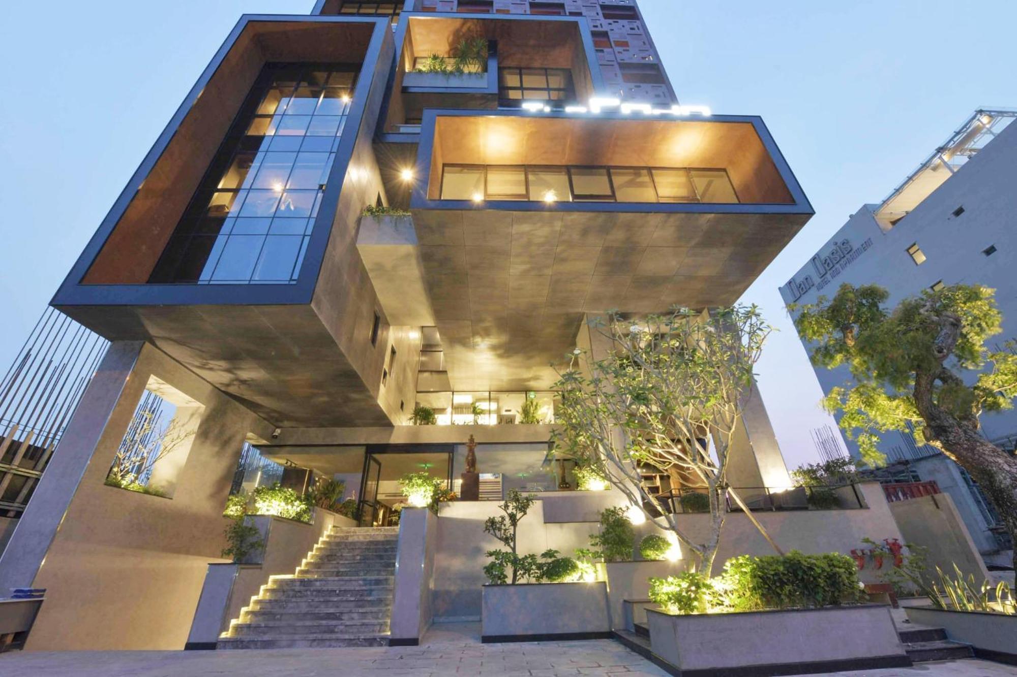 The Code Hotel & Spa Da Nang Exterior photo