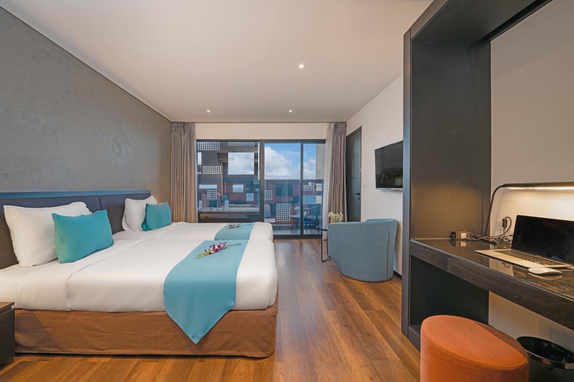 The Code Hotel & Spa Da Nang Exterior photo