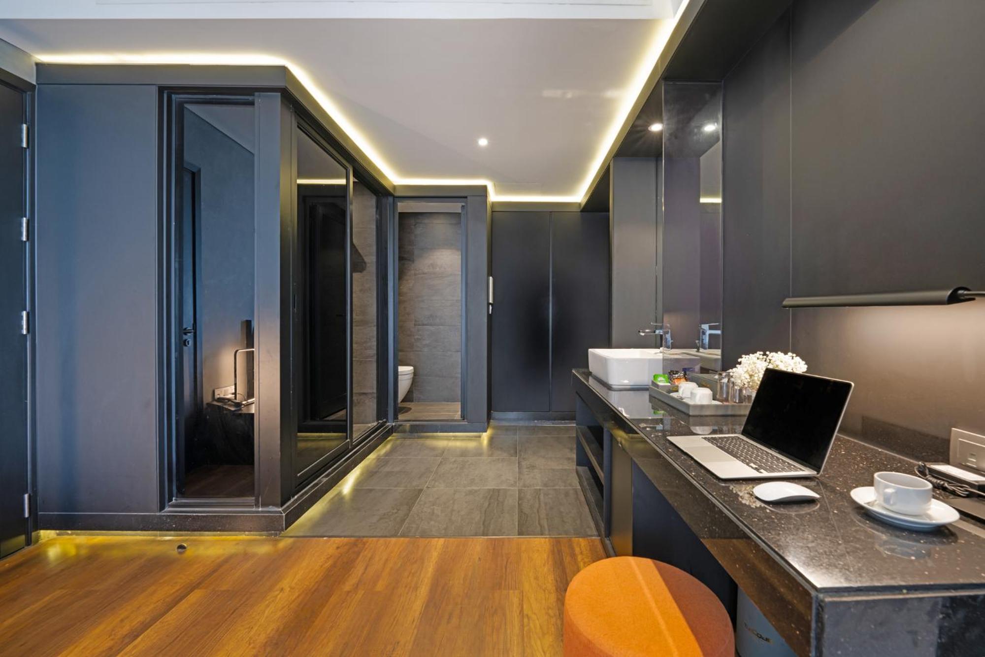 The Code Hotel & Spa Da Nang Exterior photo