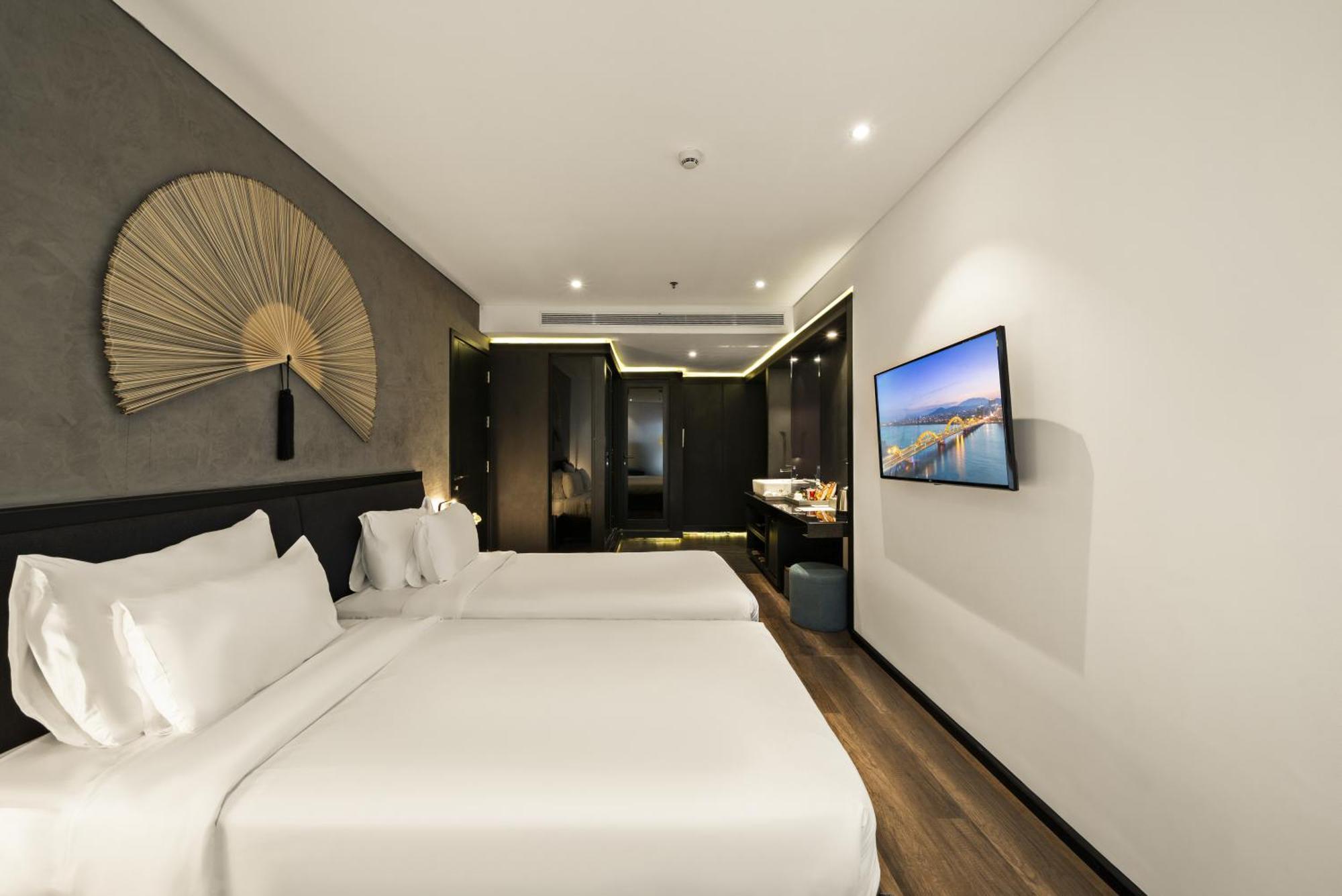The Code Hotel & Spa Da Nang Exterior photo