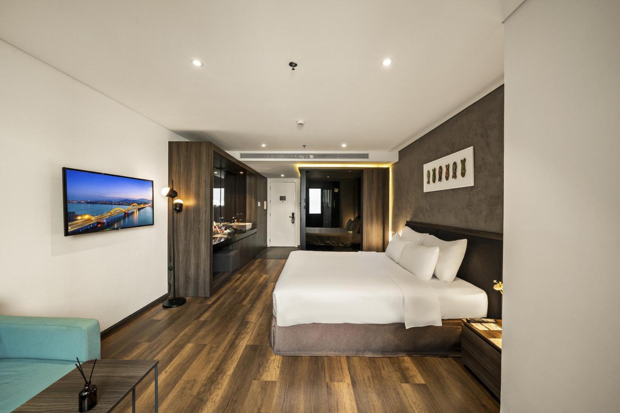 The Code Hotel & Spa Da Nang Exterior photo